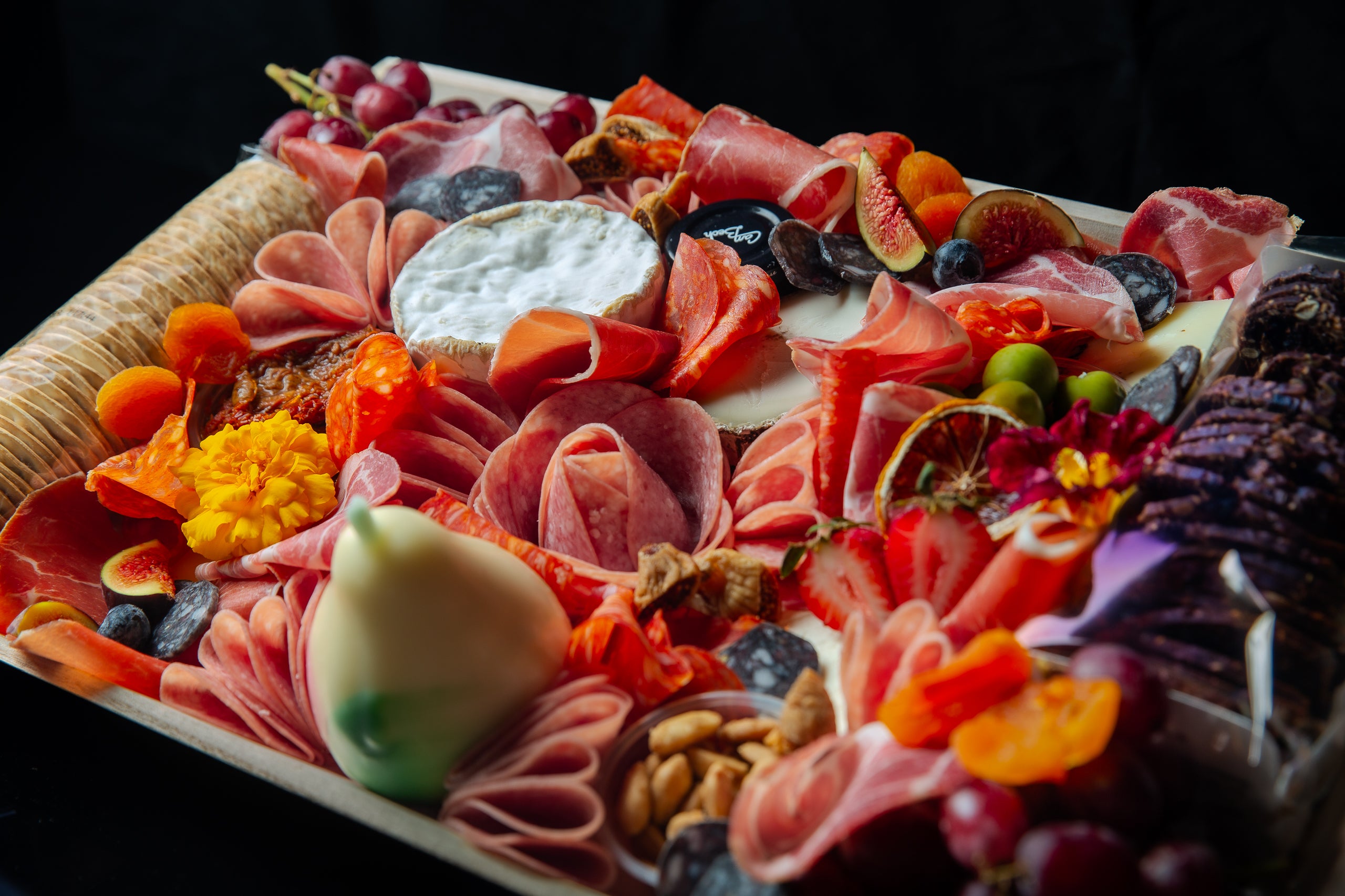 Small Holiday Charcuterie Board (Serves 10 - 15)