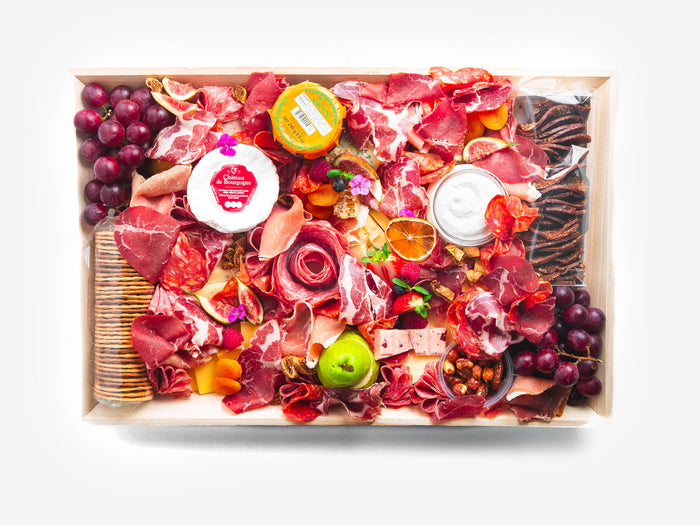 Deluxe Charcuterie Board (Serves 15-20)