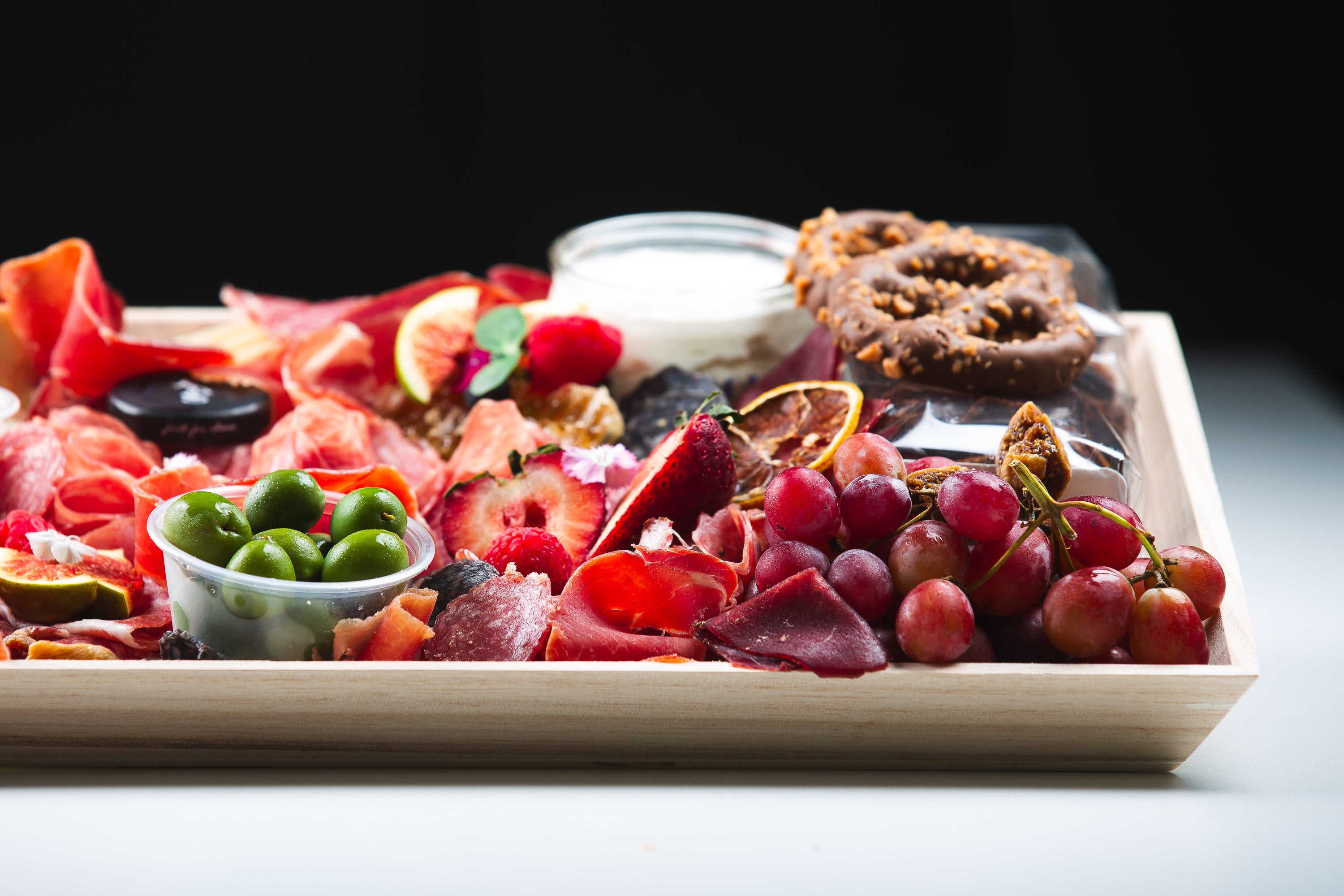 Small Holiday Charcuterie Board (Serves 10 - 15)