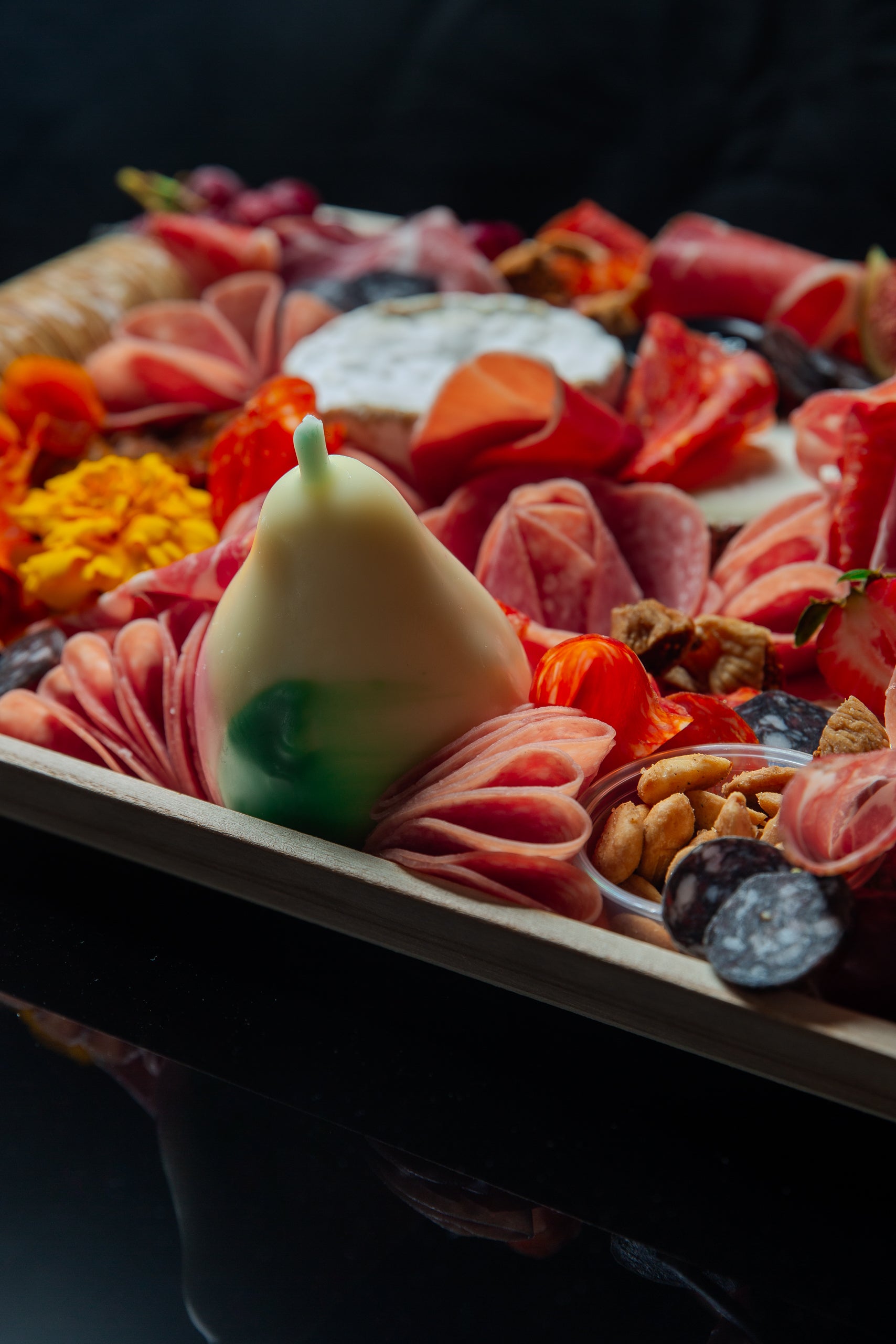 Small Holiday Charcuterie Board (Serves 10 - 15)