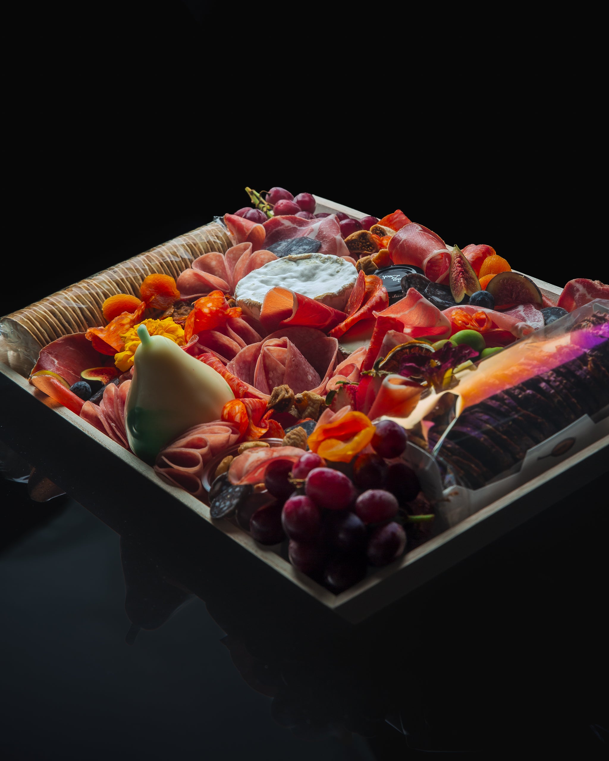 Small Holiday Charcuterie Board (Serves 10 - 15)